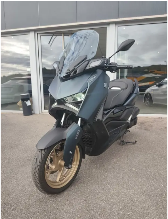 Yamaha X-MAX 125 2024